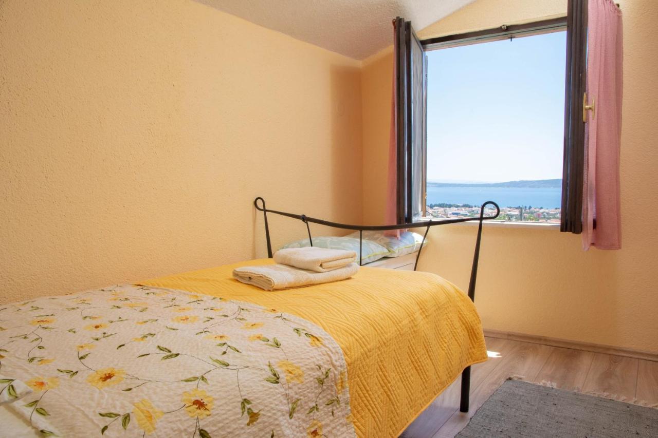 Plum Holiday Home Kaštel Stari Zewnętrze zdjęcie